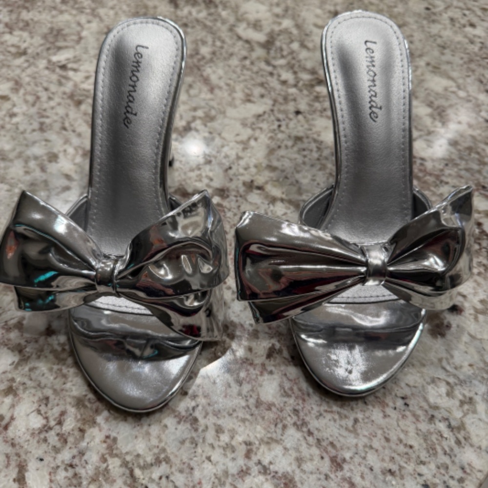 Silver Bow Heels